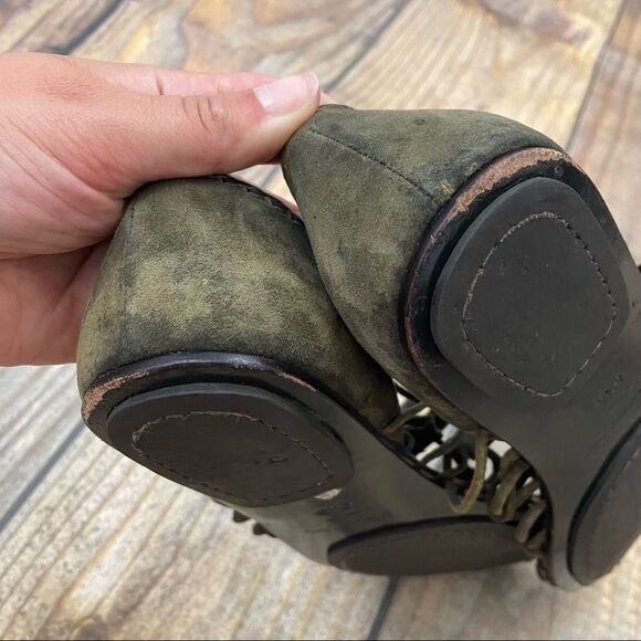 ELIZABETH AND JAMES E-Stint Gray Suede Gladiator Sandals - Picture 9 of 13